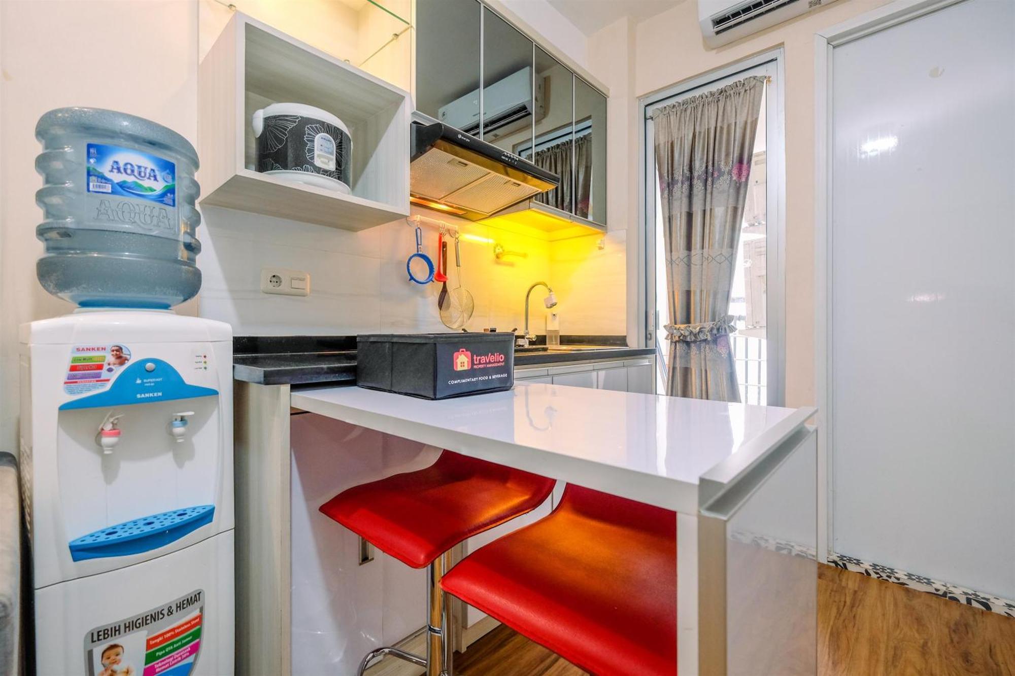 Beautiful 2br Bassura Next To Bassura Mall By Travelio Apartment